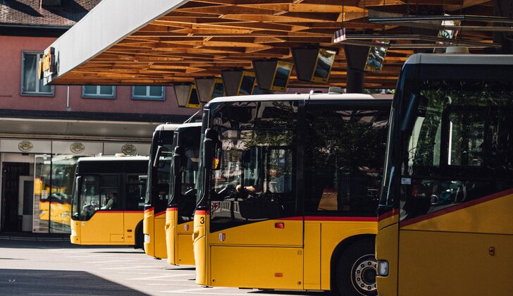 Volánbusz - regional bus services