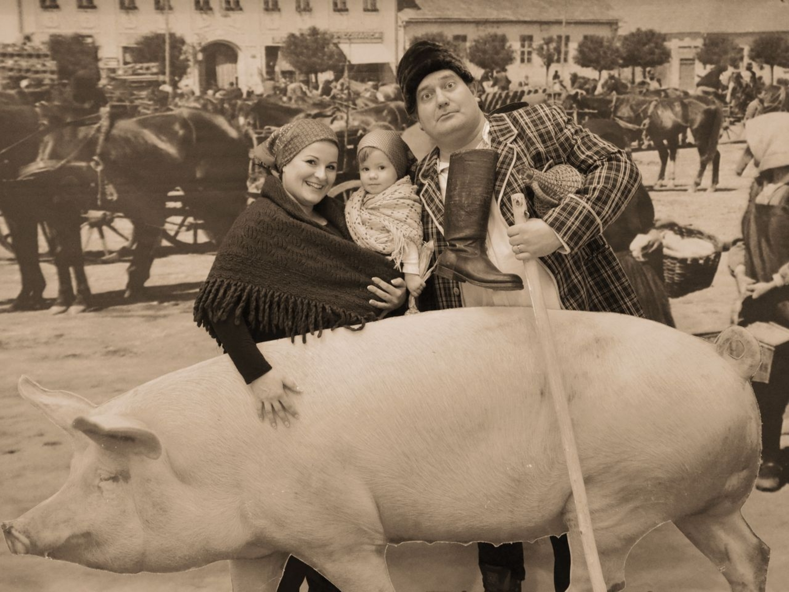 Kádár Ferkó Fotószínháza