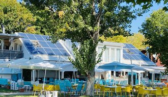 Kalóz Strandbisztró